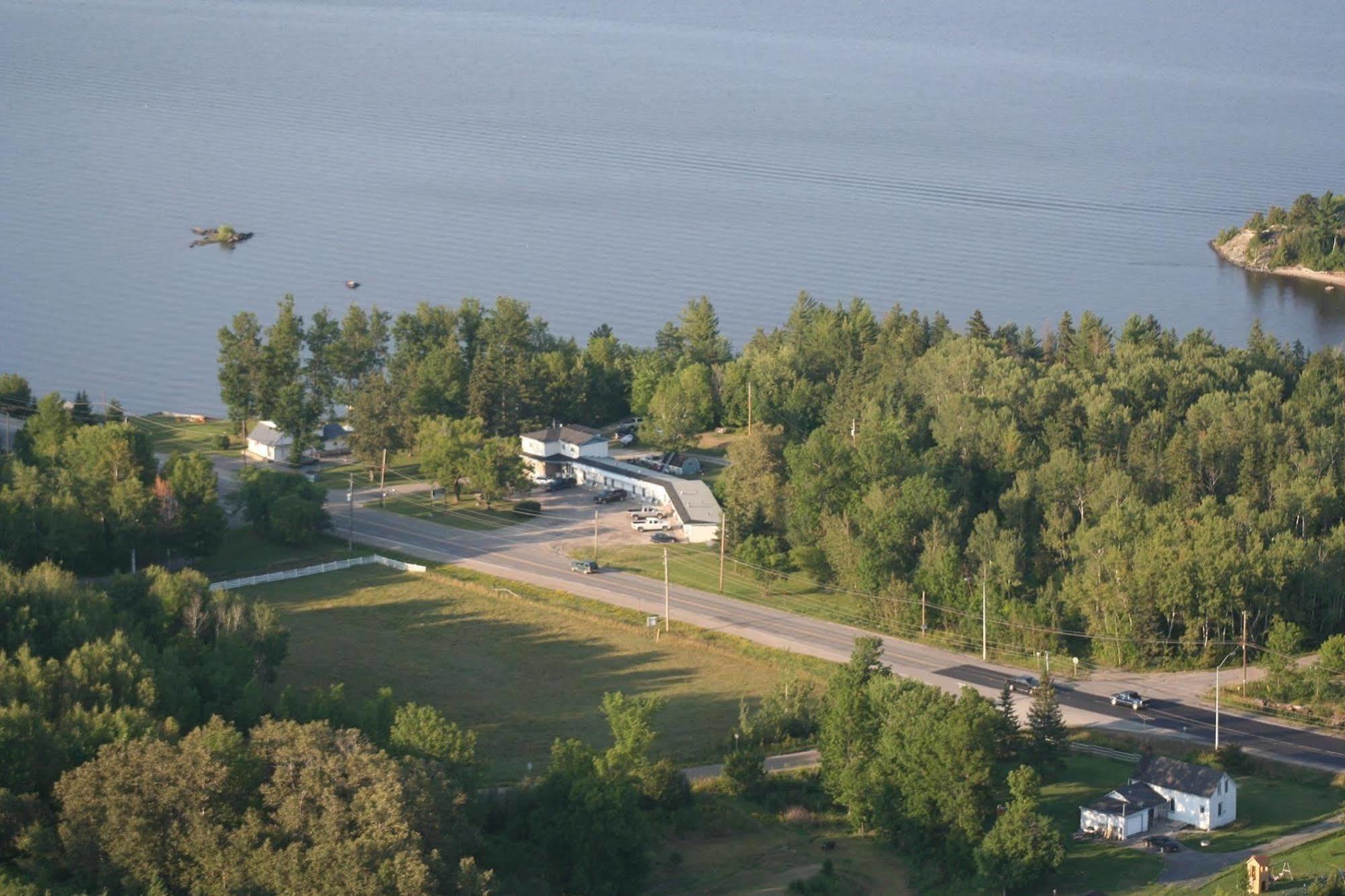 Edgewater Motel And Campground Temiskaming Shores Luaran gambar